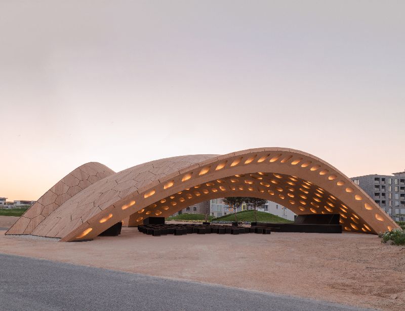Der BUGA Holzpavillon spannt mit minimalem Materialeinsatz 30m über eine zentrale Veranstaltungsfläche auf der Sommerinsel der BUGA 2019 in Heilbronn.(Quelle: ICD/ITKE Universität Stuttgart), 74076 Heilbronn
